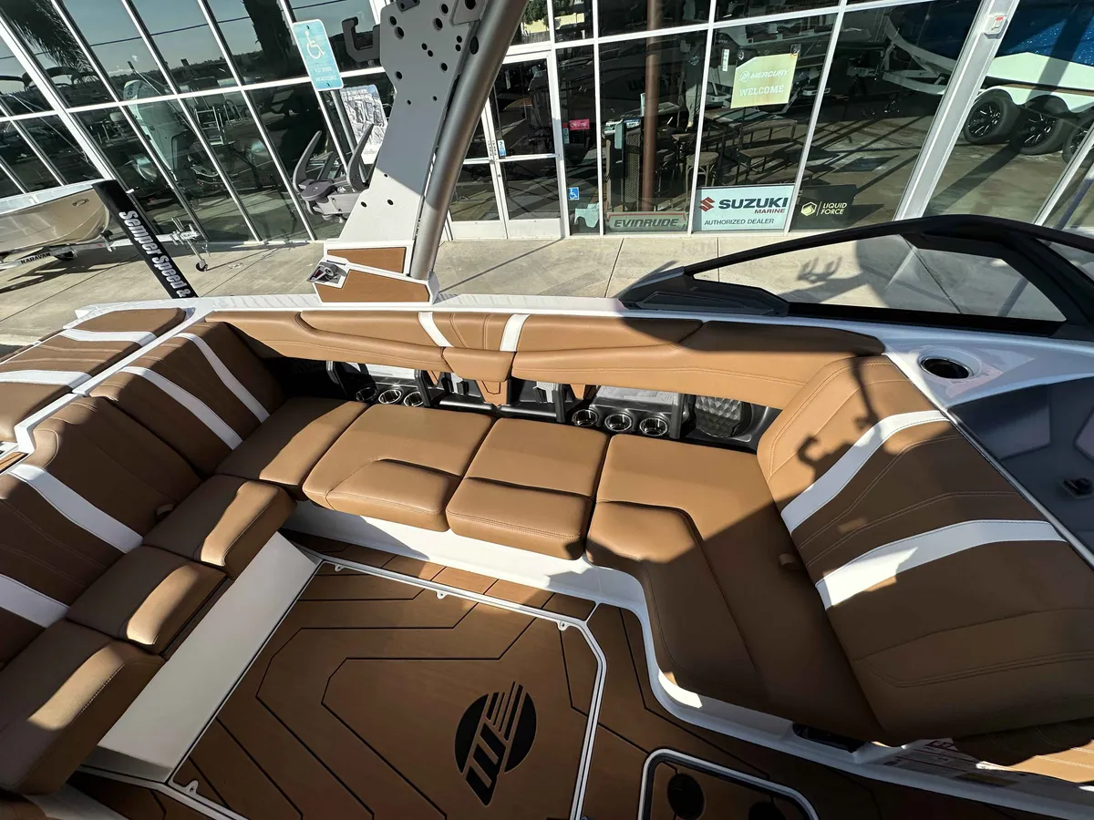 2026 Malibu 22LSV-11