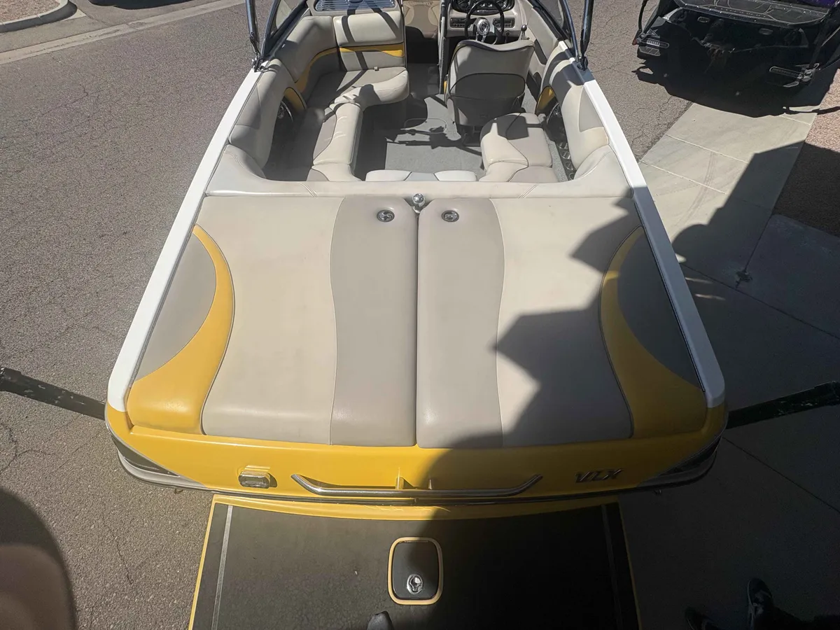 dummy-boat-img
