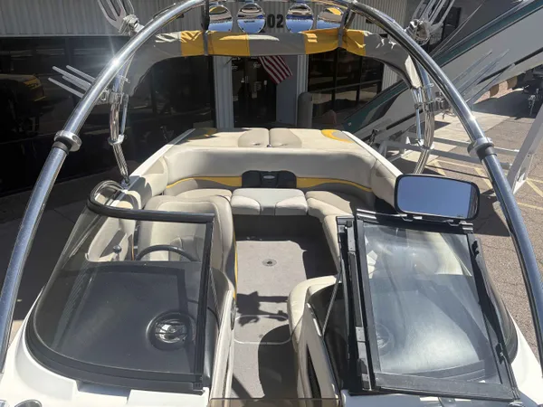 boat-detail-slider-thumb-9