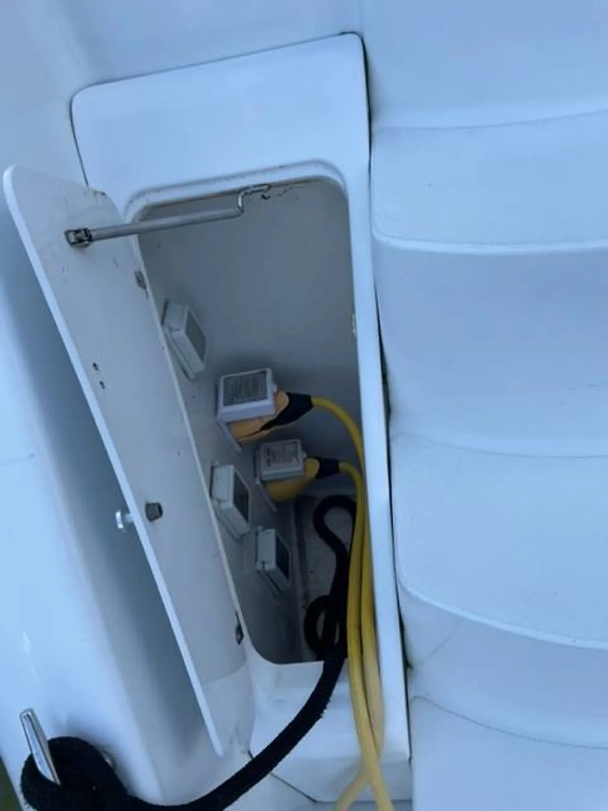 dummy-boat-img