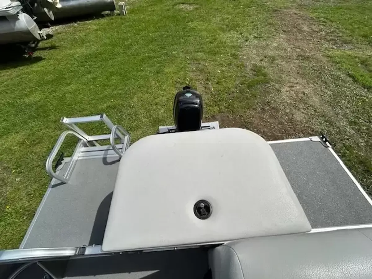 dummy-boat-img