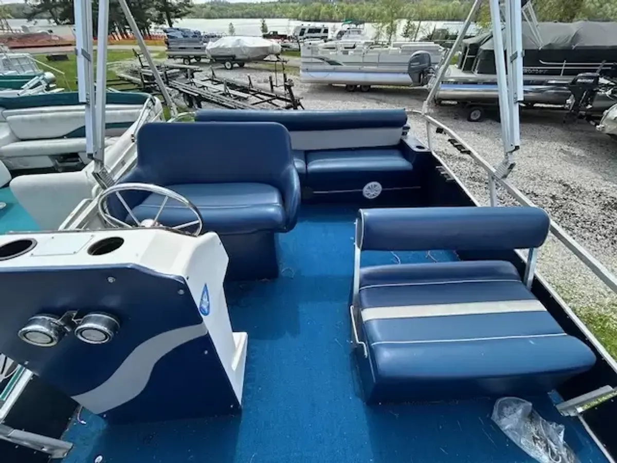 dummy-boat-img