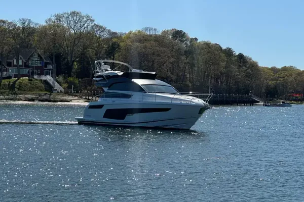 2024 Fairline SQUADRON 50 detail image 4