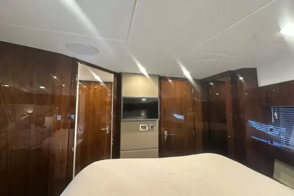 2024 Fairline SQUADRON 50 detail image 35