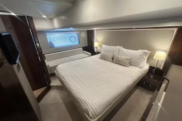 2024 Fairline SQUADRON 50 detail image 43
