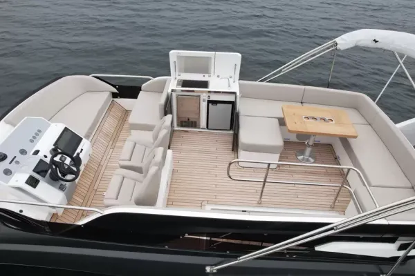 2024 Fairline SQUADRON 50 detail image 60