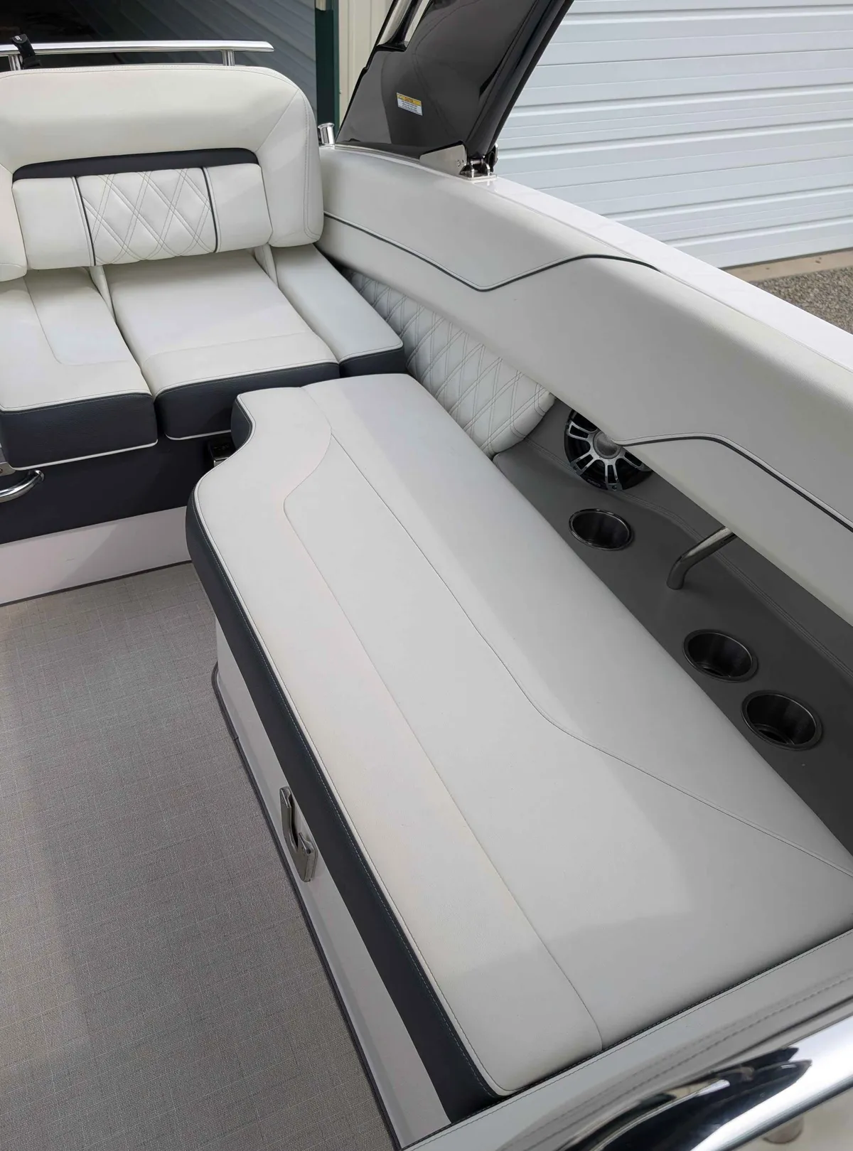 dummy-boat-img