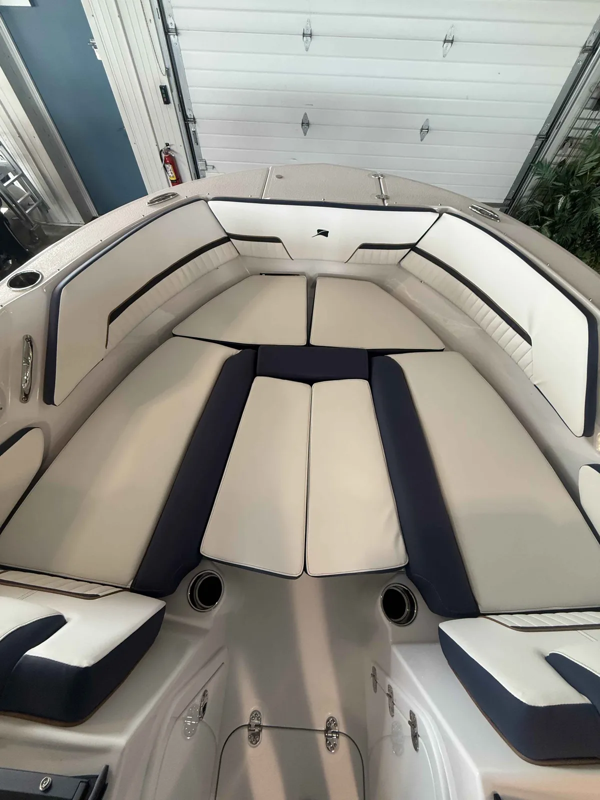 dummy-boat-img