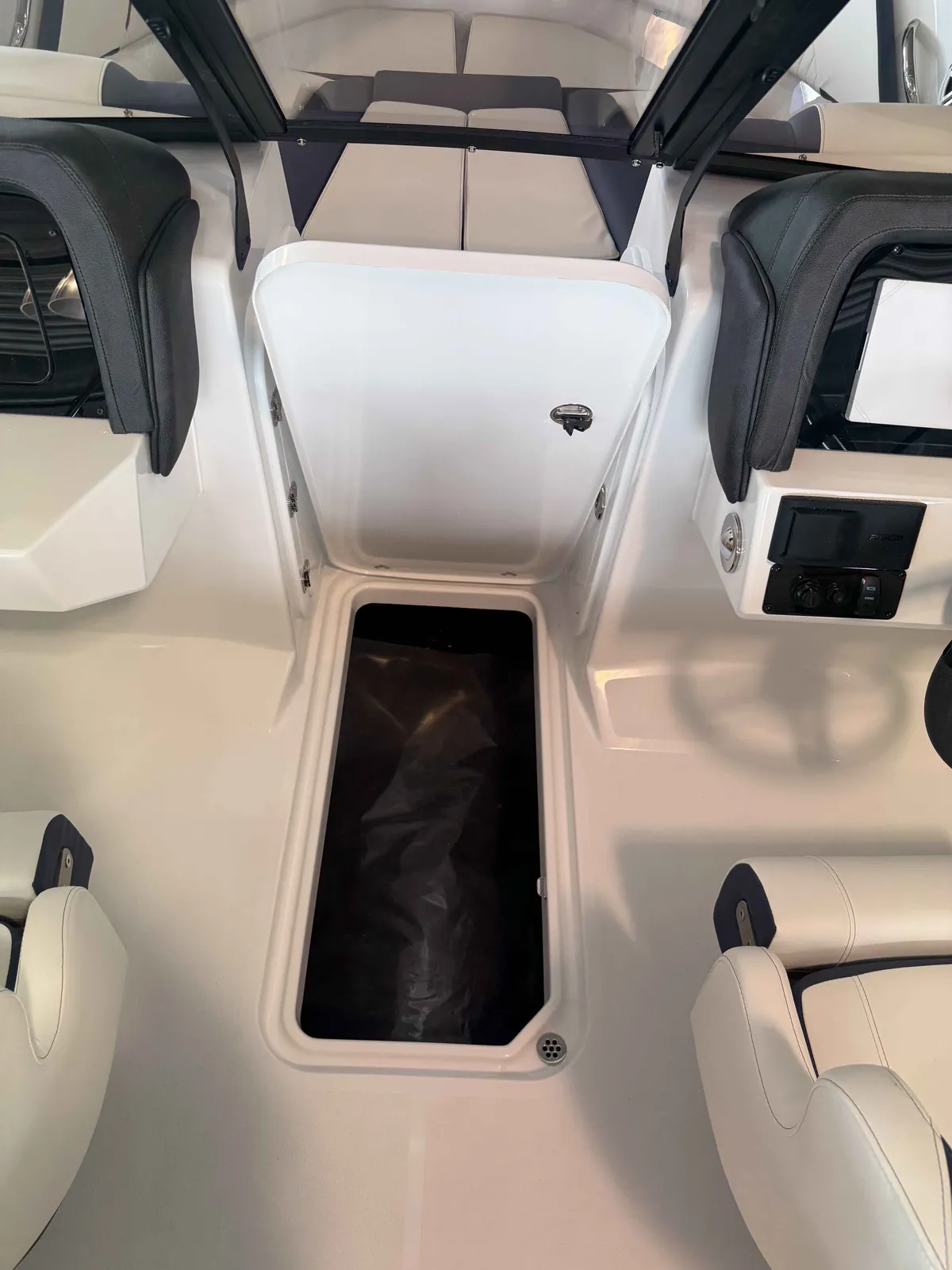 dummy-boat-img