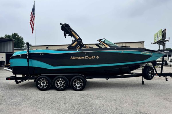 2025 Mastercraft X26-2