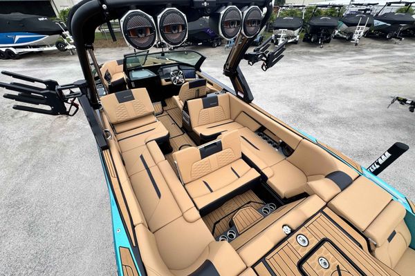 2025 Mastercraft X26-20