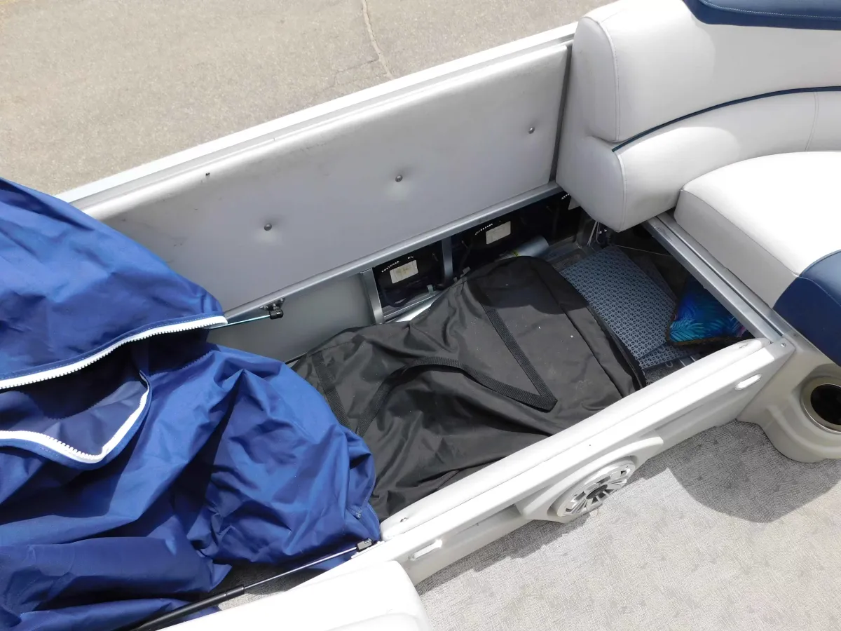 dummy-boat-img