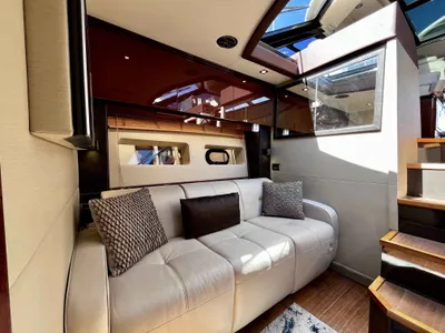 Pre-Owned 2015 Sea ray 470 Sundancer for Sale | Vancouver, BC | M&P Yacht Centre | 69effbcb3127753a4002e465