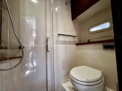 Pre-Owned 2015 Sea ray 470 Sundancer for Sale | Vancouver, BC | M&P Yacht Centre | 69effbcb3127753a4002e465