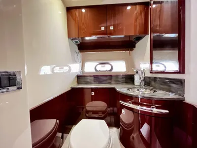 Pre-Owned 2015 Sea ray 470 Sundancer for Sale | Vancouver, BC | M&P Yacht Centre | 69effbcb3127753a4002e465