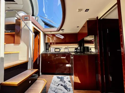 Pre-Owned 2015 Sea ray 470 Sundancer for Sale | Vancouver, BC | M&P Yacht Centre | 69effbcb3127753a4002e465