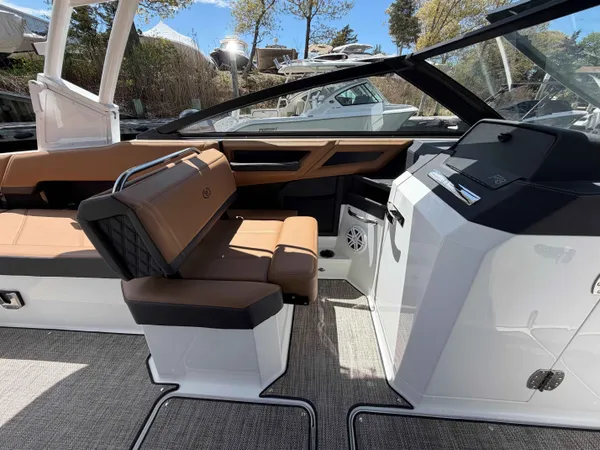 2026 Cobalt R8 OB detail image 11