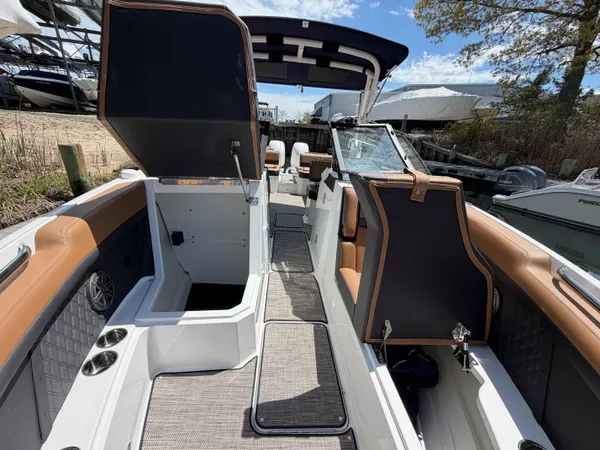 2026 Cobalt R8 OB detail image 21