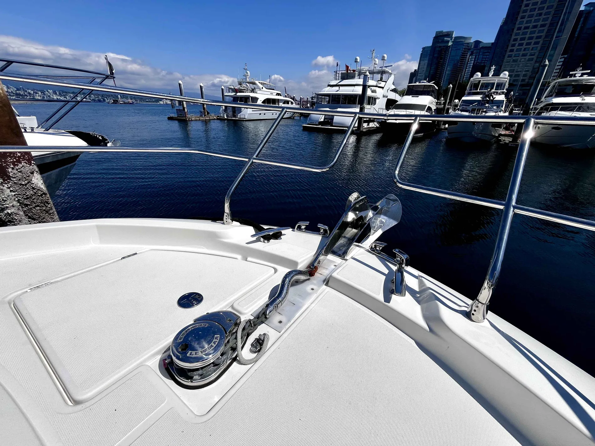 Pre-Owned 2023 Prestige yachts 420 Fly for Sale | Vancouver, BC | M&P Yacht Centre | 6321ea8375b08324ed185118