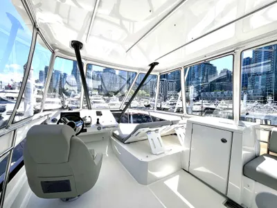 Pre-Owned 2023 Prestige yachts 420 Fly for Sale | Vancouver, BC | M&P Yacht Centre | 6321ea8375b08324ed185118