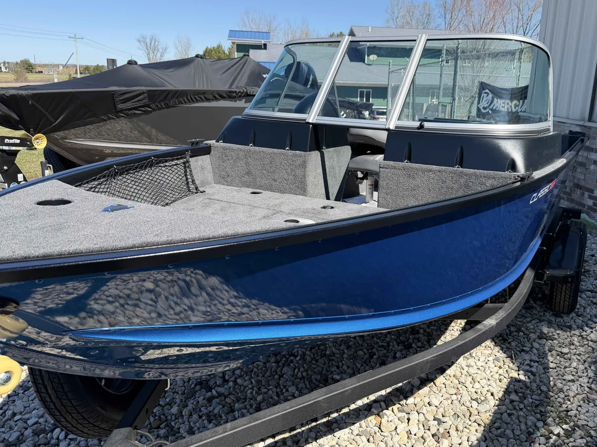 boat-carouselImage-image