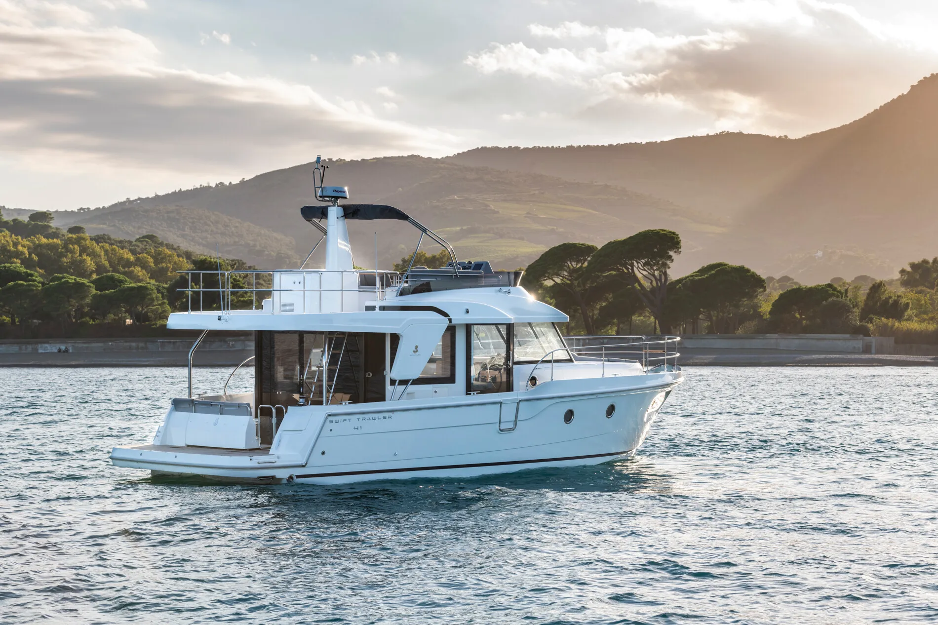 New 2027 Beneteau Swift Trawler 41 Fly for Sale | Vancouver, BC | M&P Yacht Centre | 6a016eeacd7528e0b30b3d63