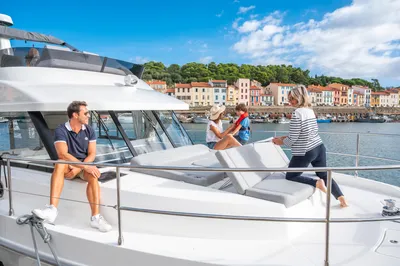 New 2027 Beneteau Swift Trawler 41 Fly for Sale | Vancouver, BC | M&P Yacht Centre | 6a016eeacd7528e0b30b3d63