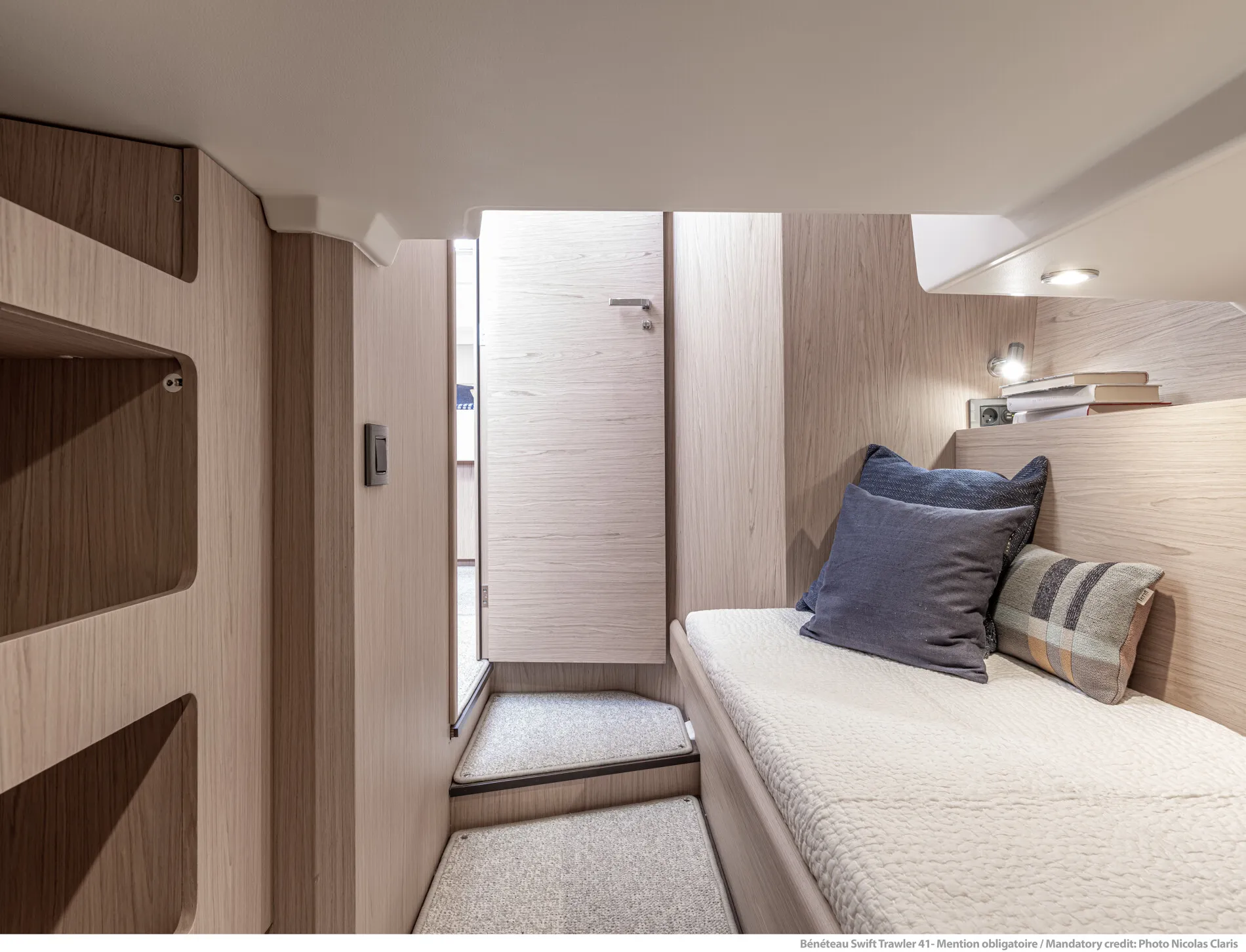 New 2027 Beneteau Swift Trawler 41 Fly for Sale | Vancouver, BC | M&P Yacht Centre | 6a016eeacd7528e0b30b3d63