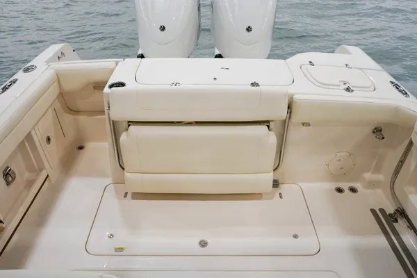2027 Grady White FREEDOM 285 detail image 4