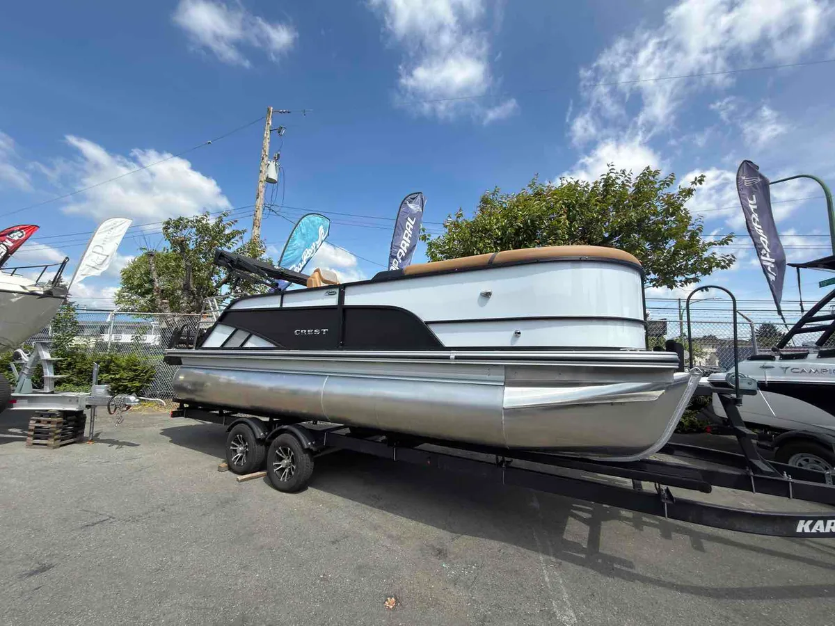 2026 Crest Conquest 215 SLSC-2