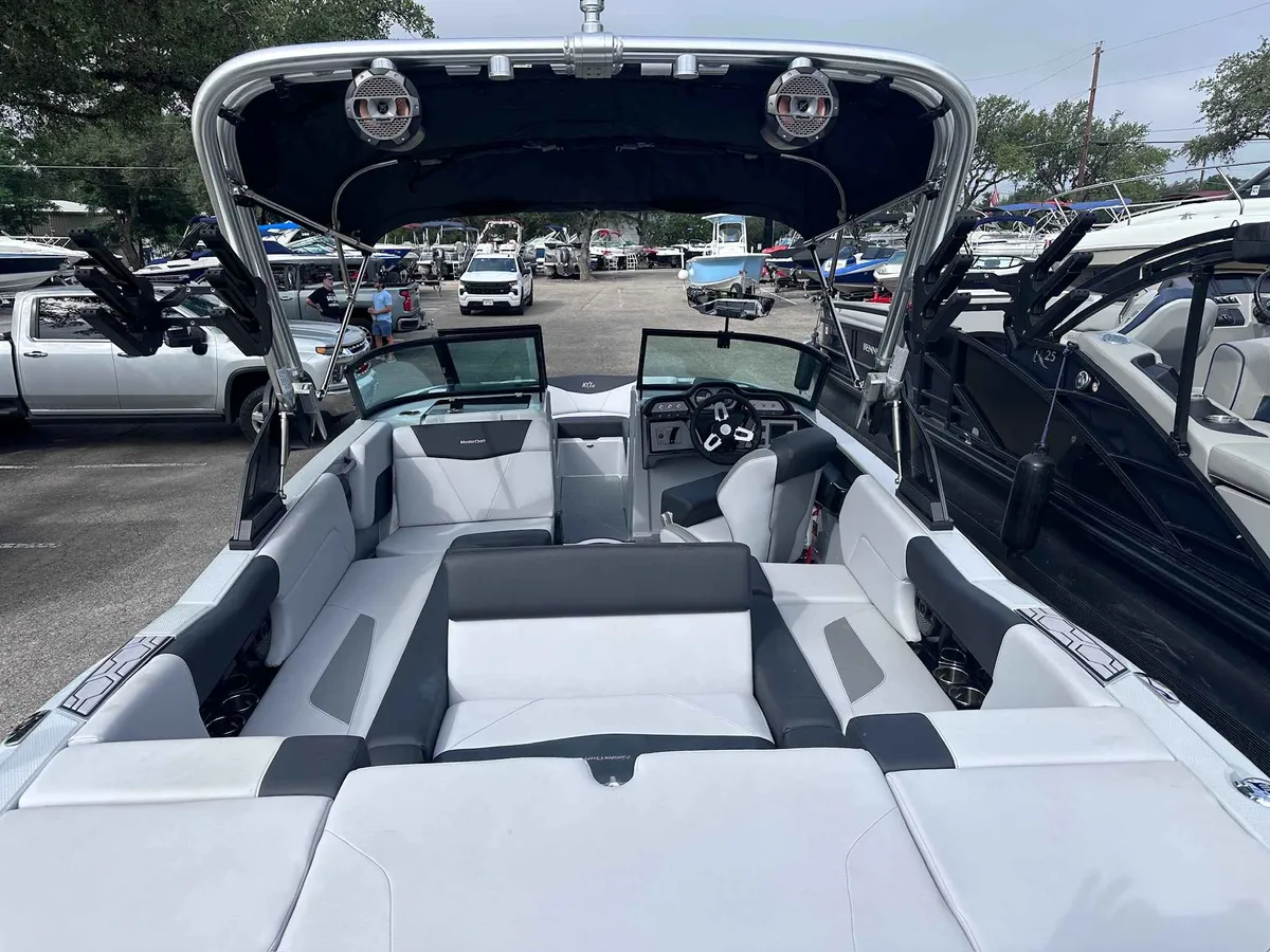 dummy-boat-img
