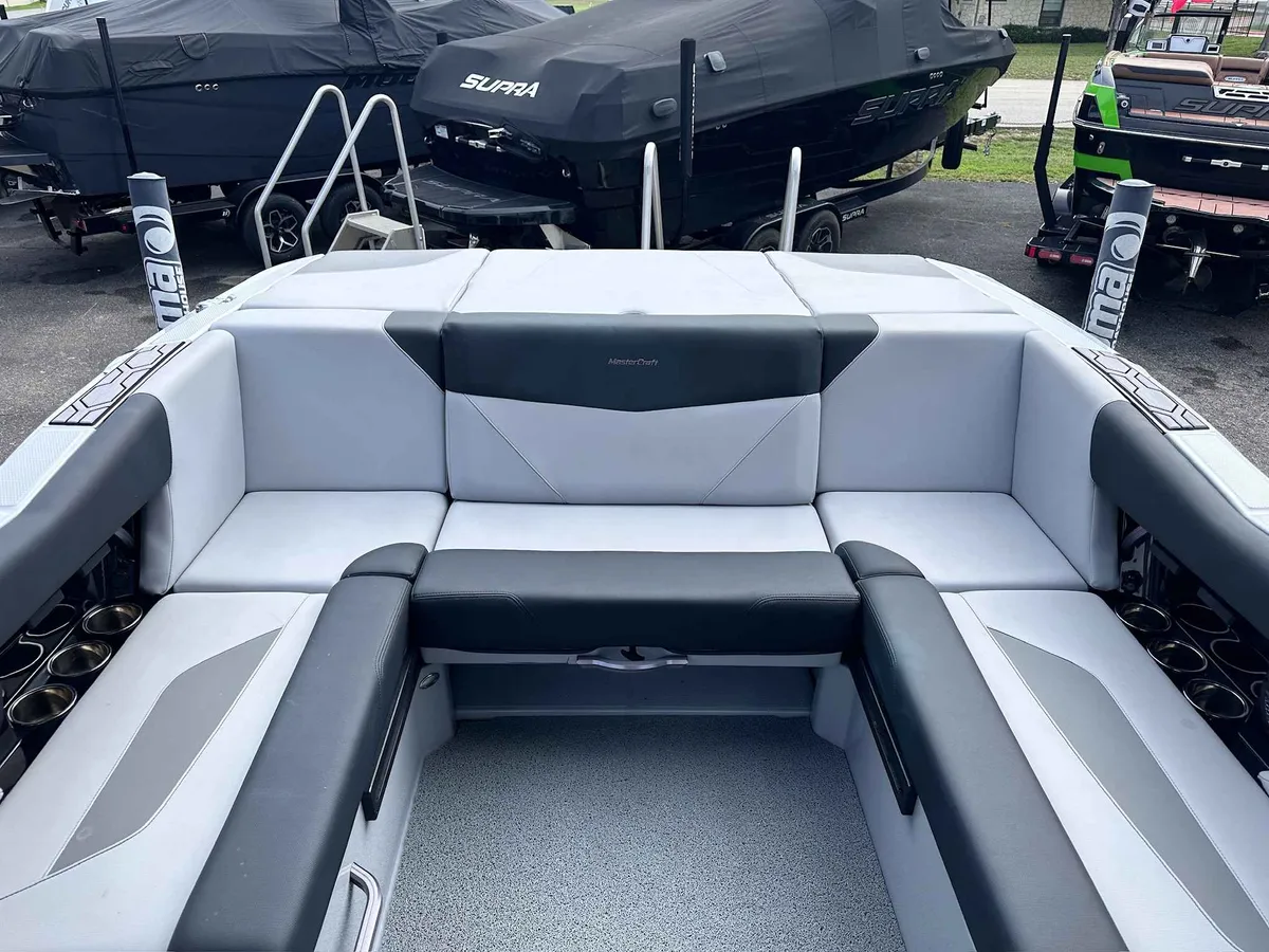 dummy-boat-img