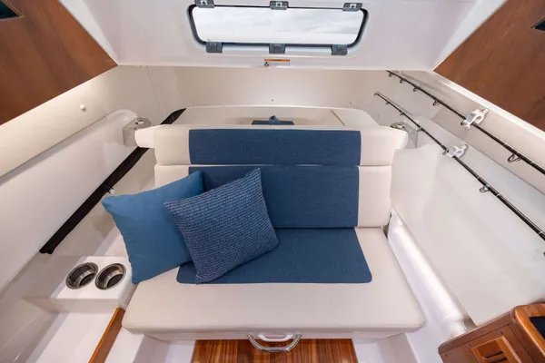 2027 Pursuit S 328 detail image 28
