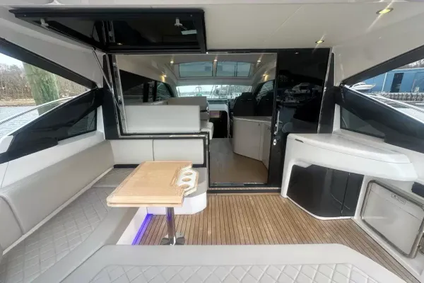 2024 Fairline TARGA 45 GT detail image 15