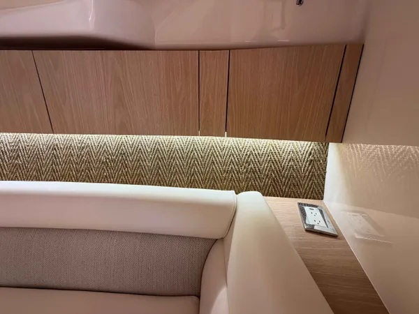 2026 Grady White EXPRESS 340 detail image 40