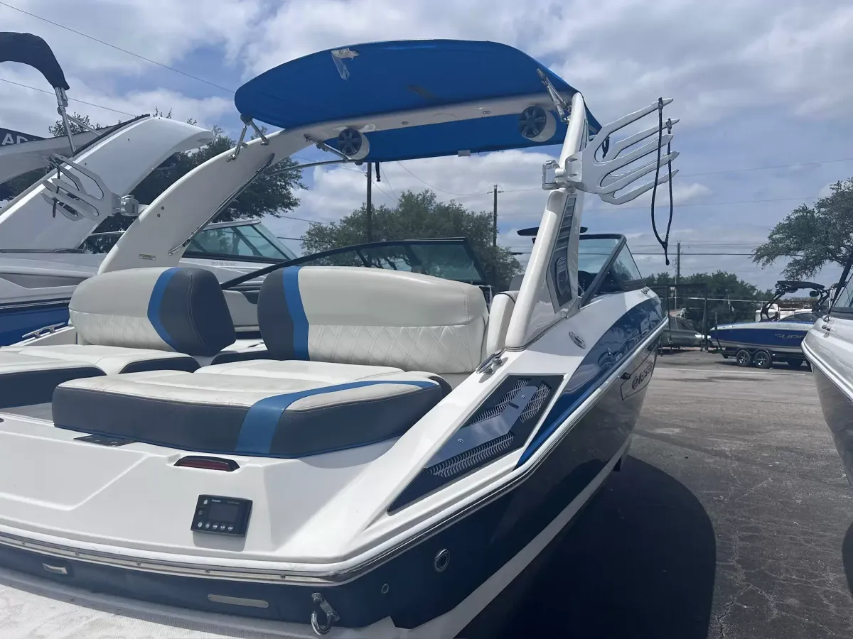 dummy-boat-img
