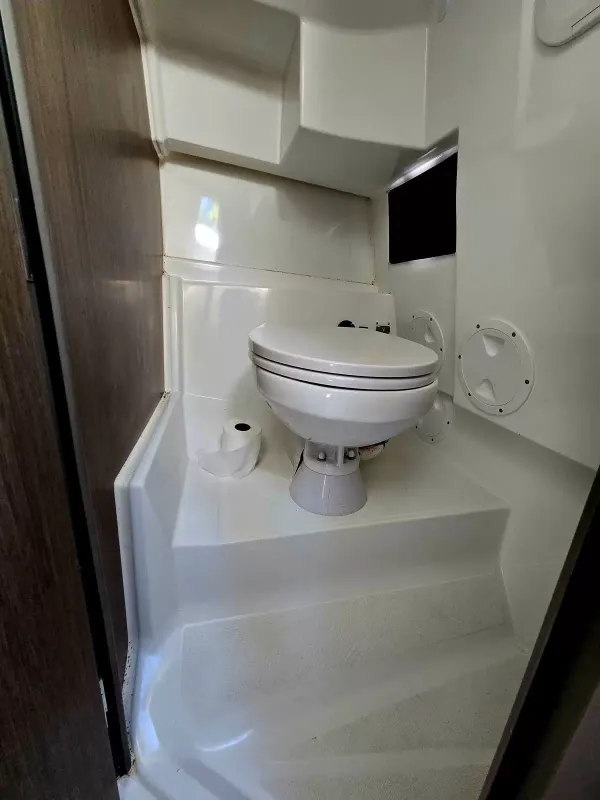 2023 Beneteau Flyer 8 Sundeck-13