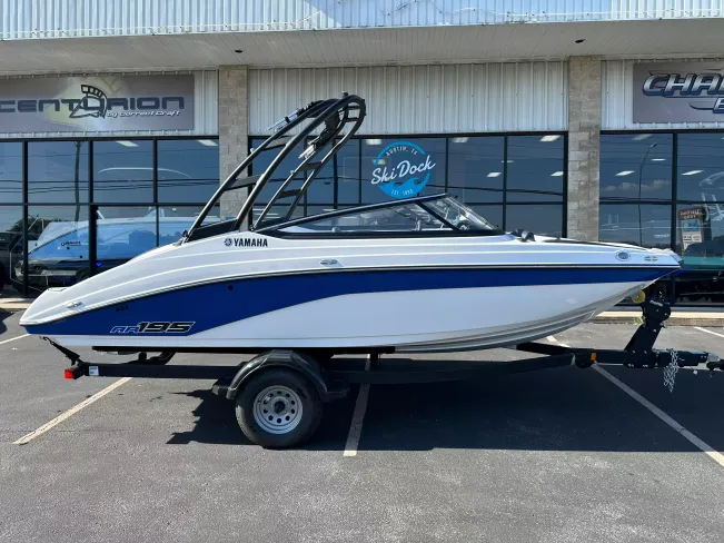 2026 Yamaha AR195 
