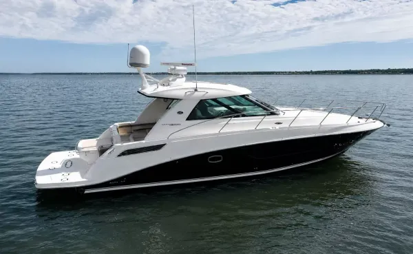 2013 Sea Ray 450 SUNDANCER detail image 2