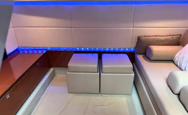 2013 Sea Ray 450 SUNDANCER detail image 31