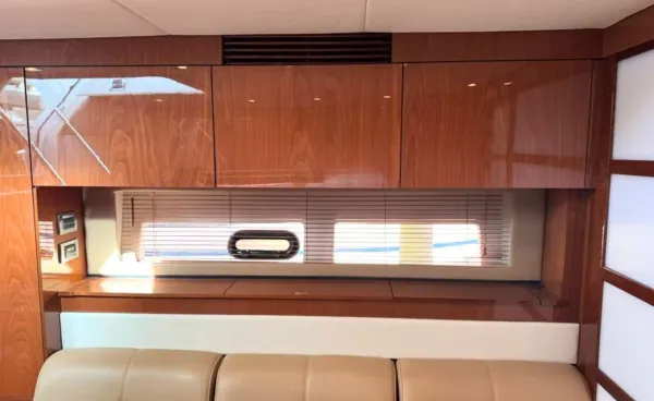 2013 Sea Ray 450 SUNDANCER detail image 40