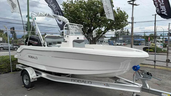 2026 Robalo R1600