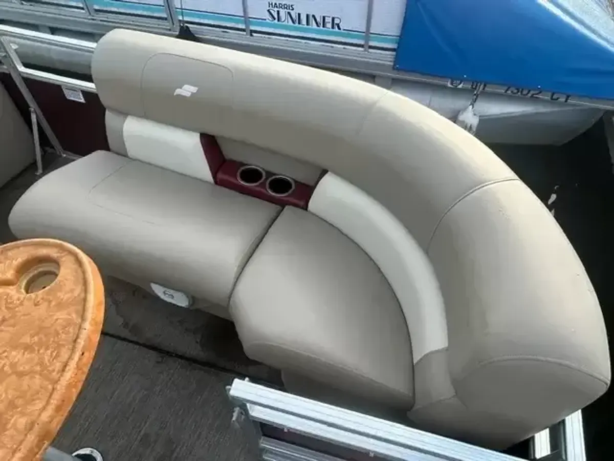 dummy-boat-img