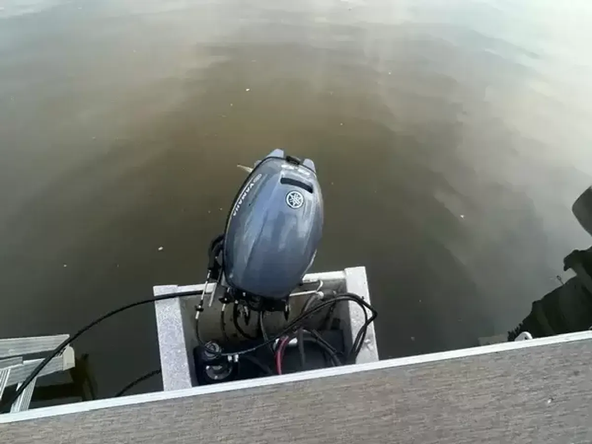 dummy-boat-img