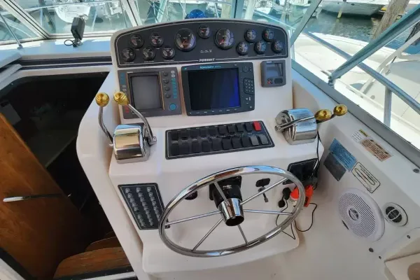 2000 Pursuit 3400 EXPRESS detail image 18