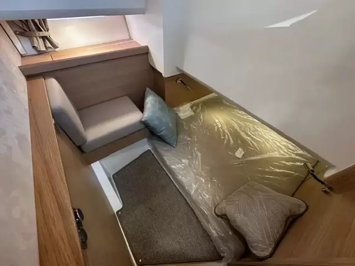 dummy-boat-img