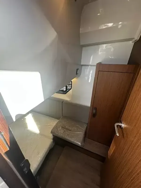 Beneteau Antares 11 Coupe 2026-16