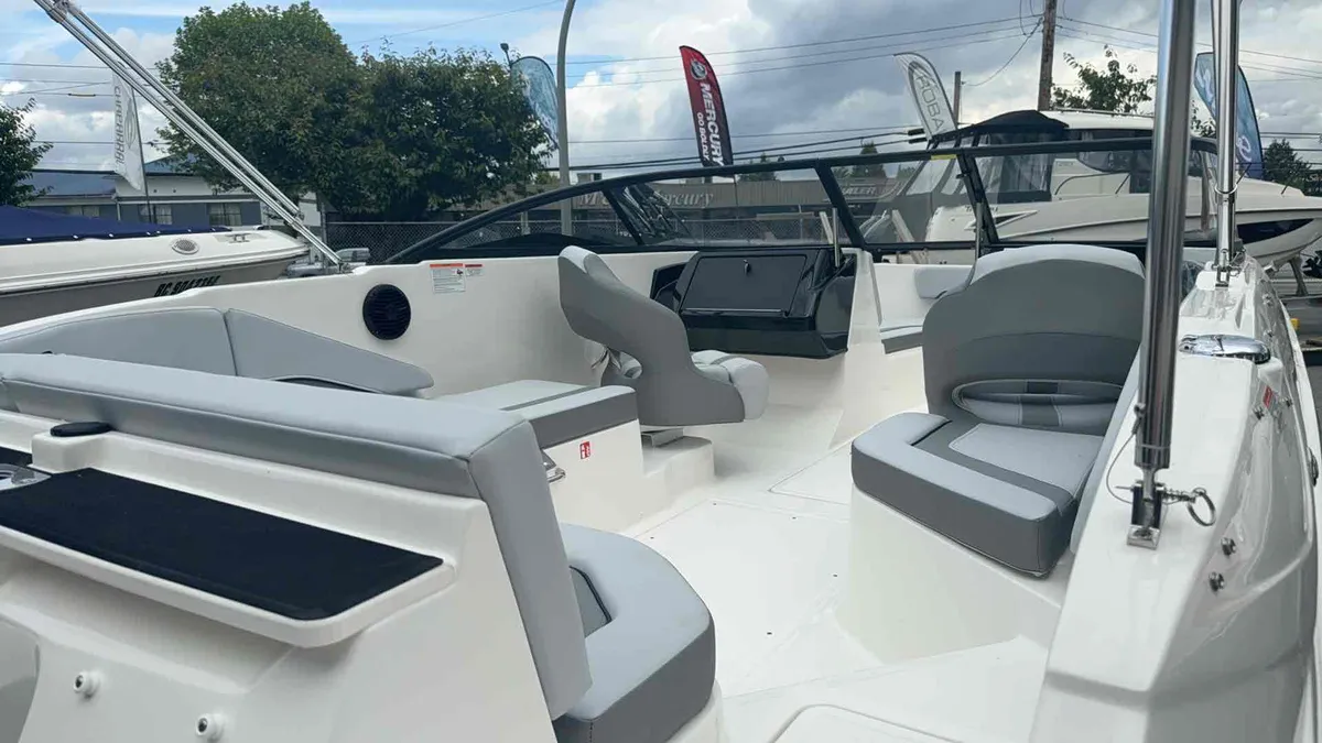 2026 Bayliner V20-10