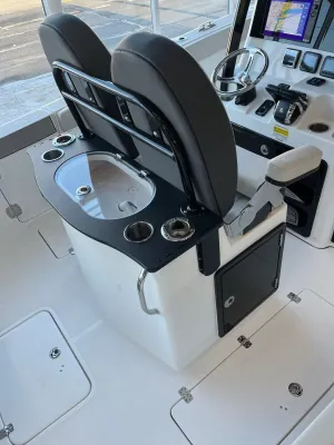 Boat Thumbnail 10
