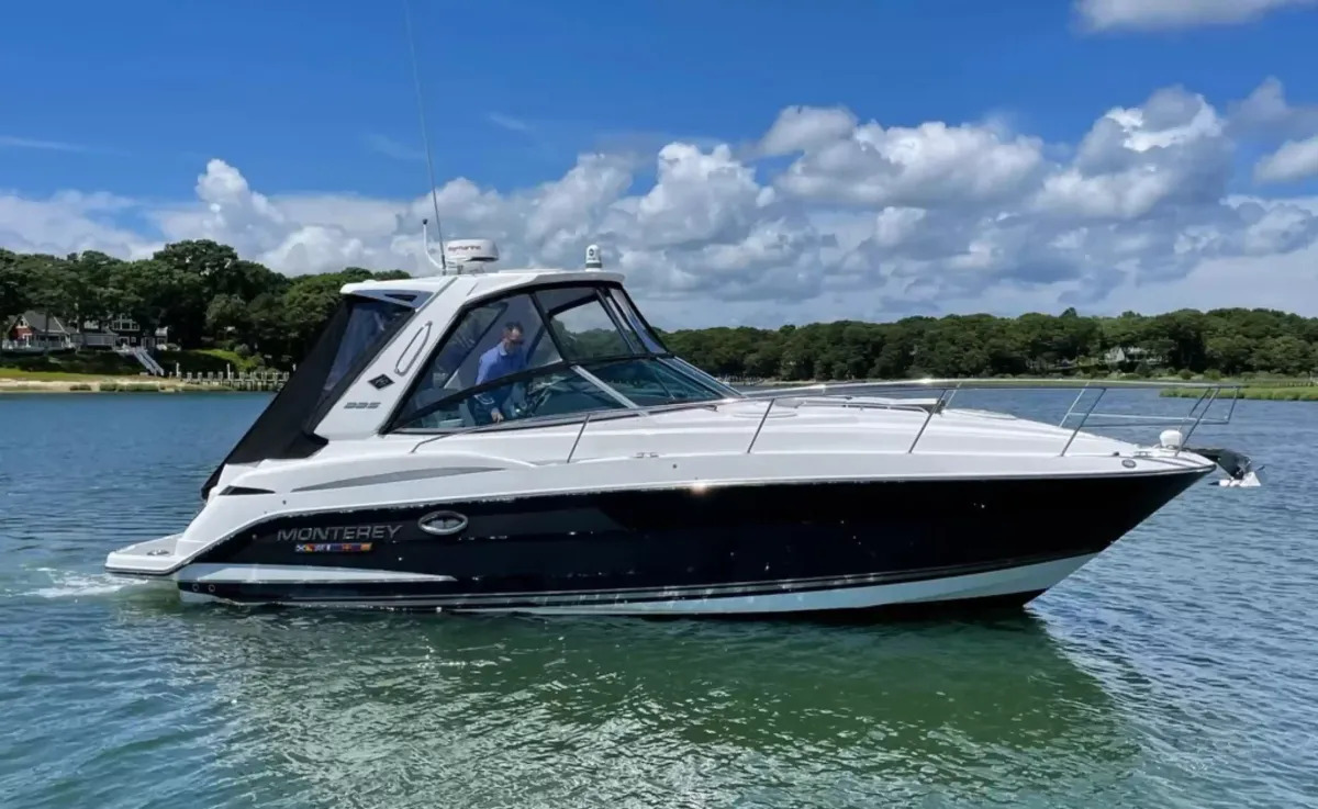 2021 Monterey 335 SY